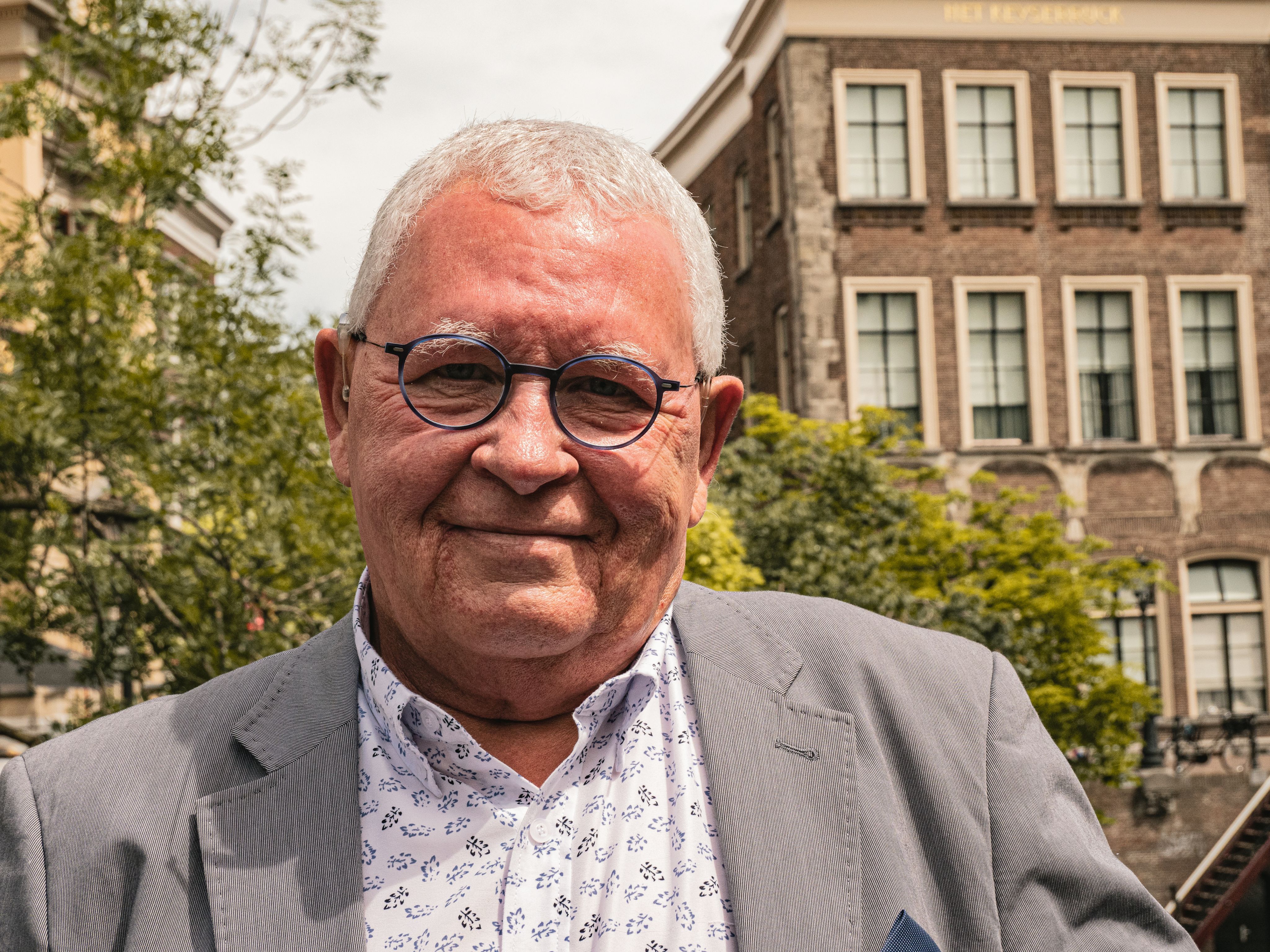 Portretfoto van Henk van Rees